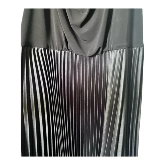 Halston Heritage Dress Size 14 Black Pleated - Picture 4 of 5